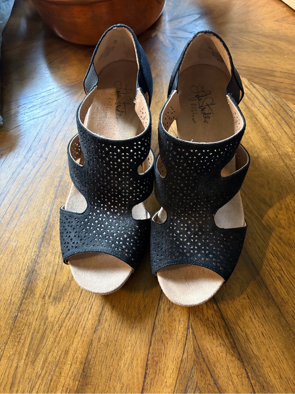 Life Stride Black Cutout Peep-Toe wedges